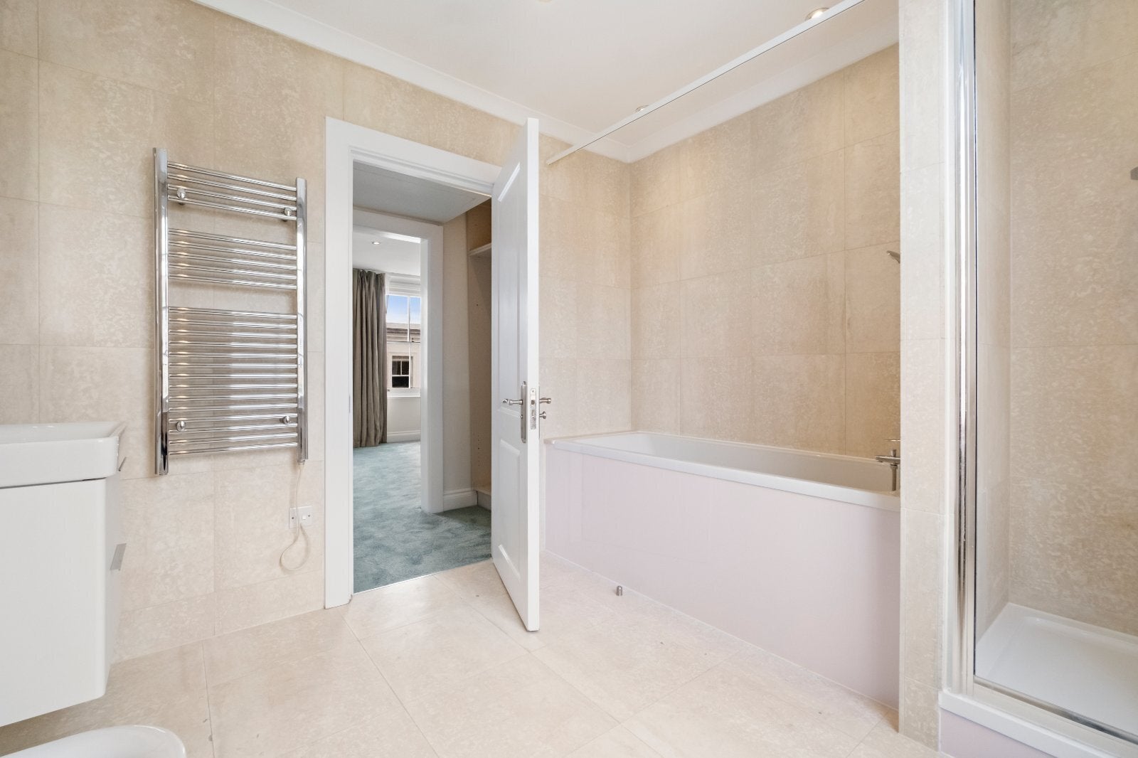 House Abingdon Villas in Greater London