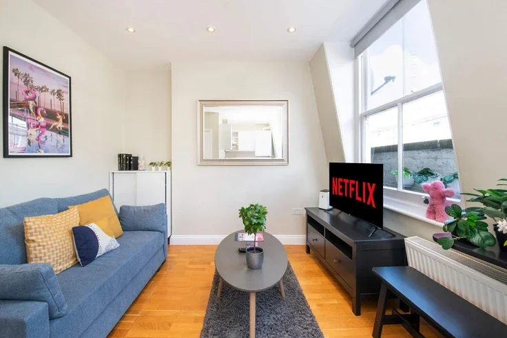Flat Great Titchfield Street in City of Westminster