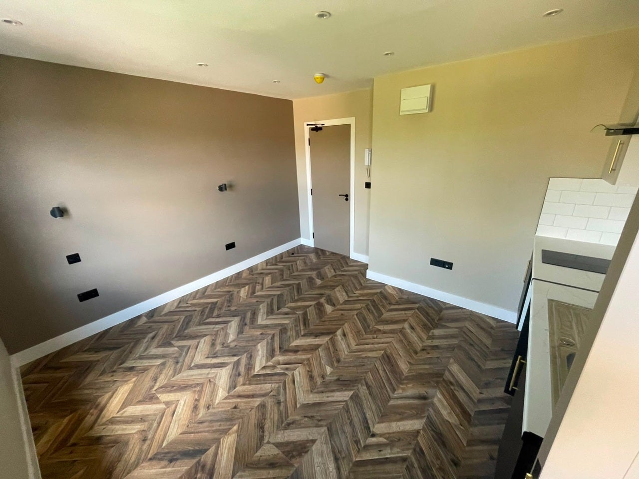 Flat Northwold Road in Greater London
