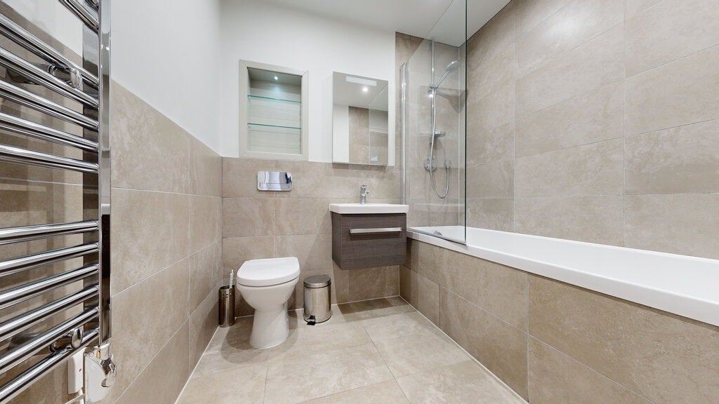 Flat Humphry Repton Lane in Greater London