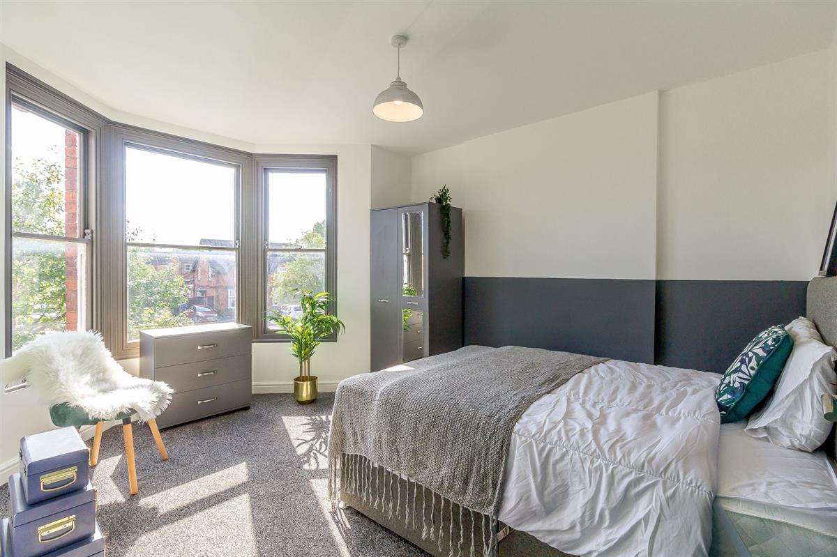 Room Carholme Road in Lincoln