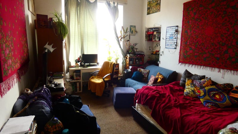 Room Carnarvon Street in Glasgow
