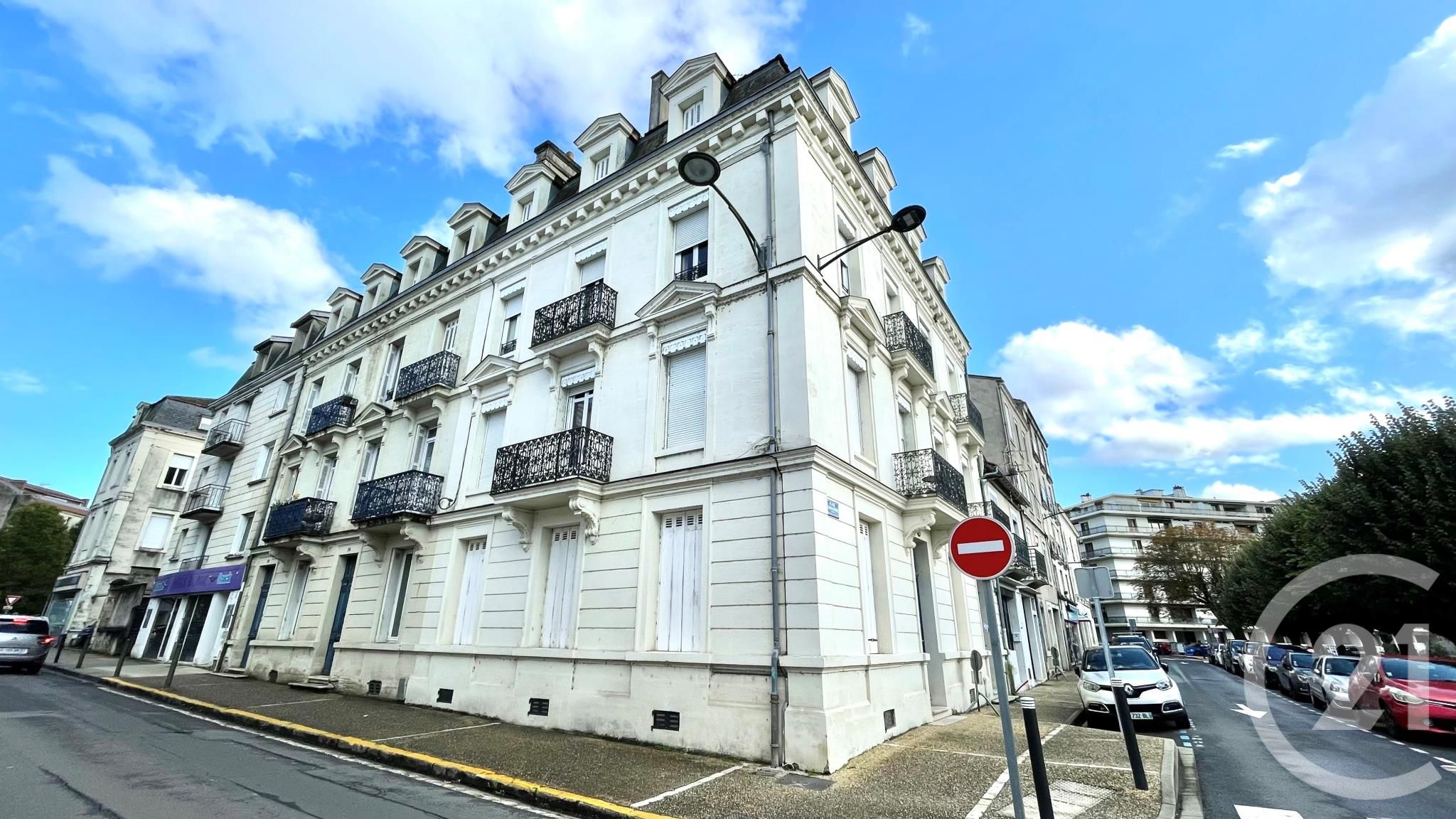 Flat Place Louis Magne in Périgueux