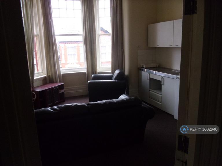 Flat Ullet Road in Liverpool