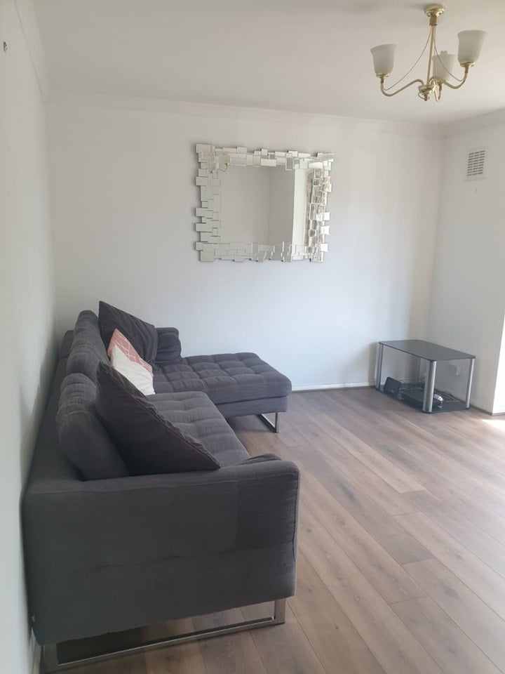 Flat Saint Alphonsus Road in Greater London