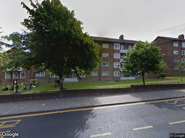 Flat Holderness Way in Greater London
