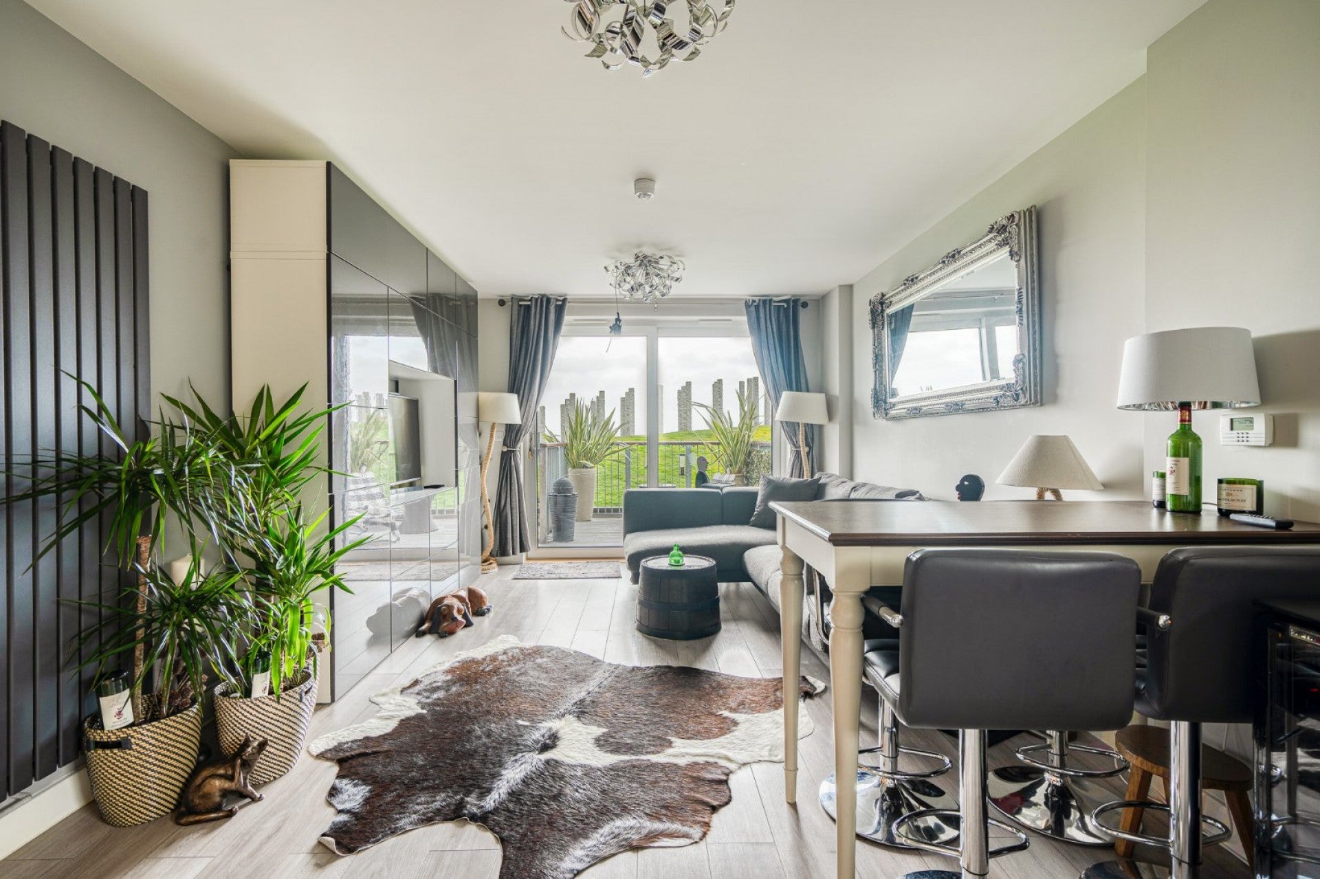 Flat Argentia Place in Bristol