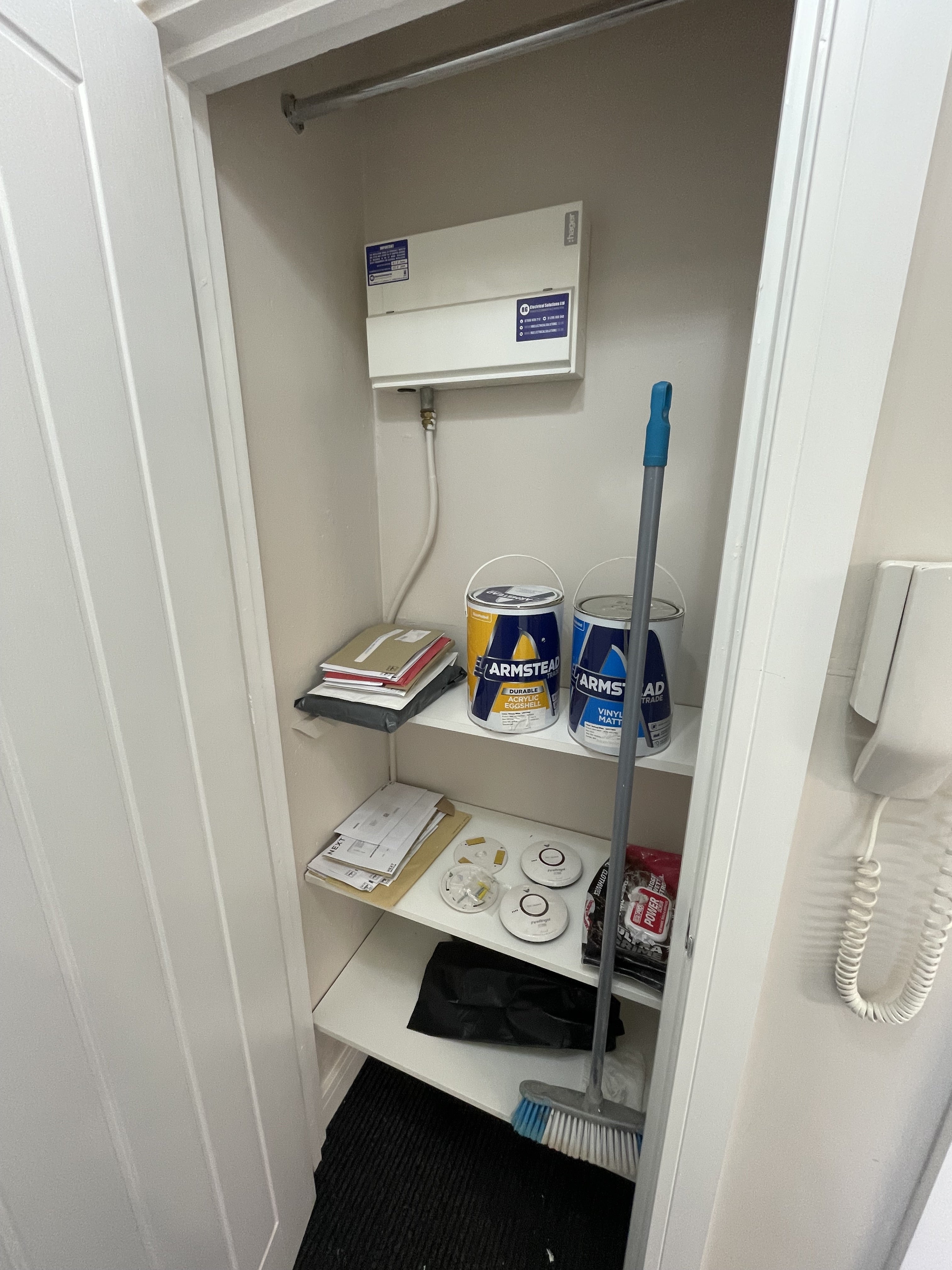 Flat Evans Close in Daventry