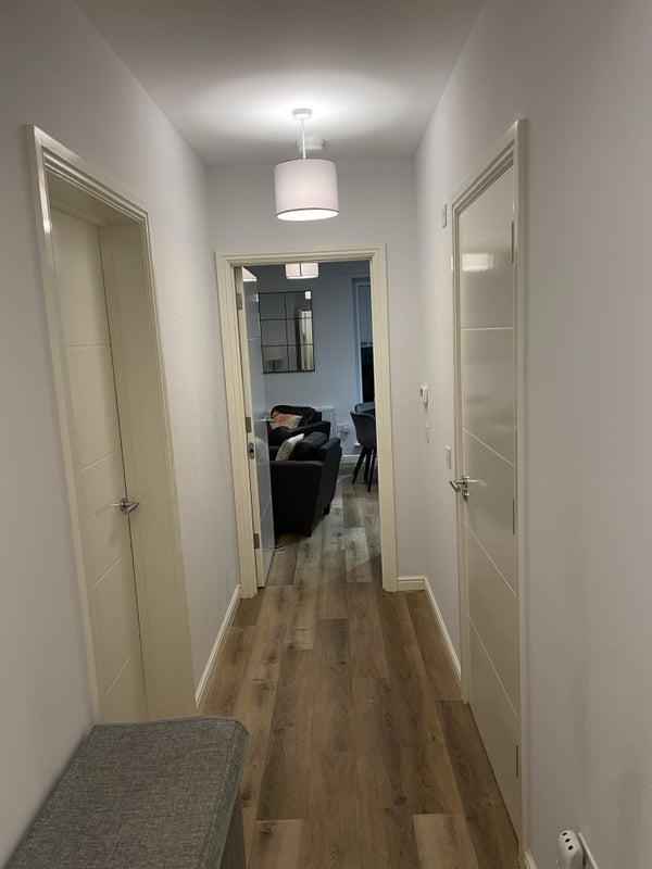 Room Greenholme Street in Glasgow