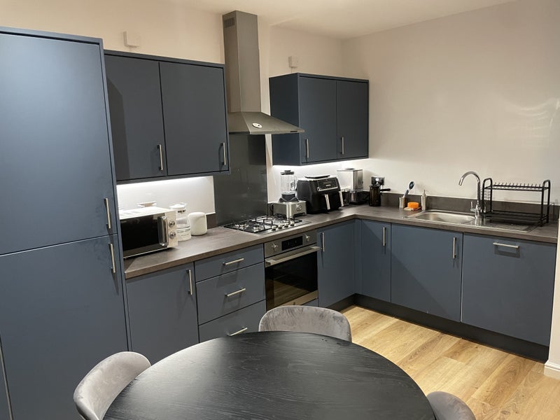 Room Greenholme Street in Glasgow
