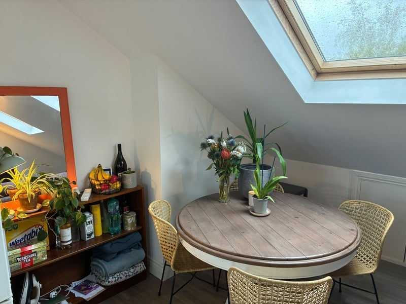 Room Reighton Road in Greater London