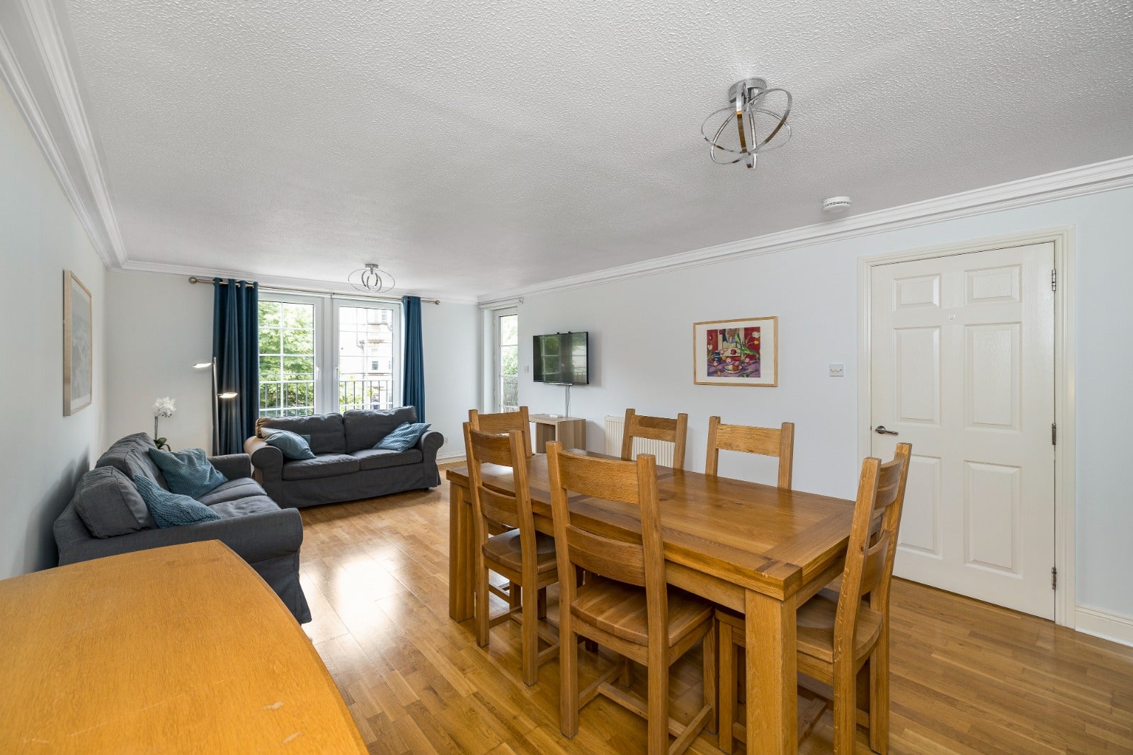 Flat Powderhall Rigg in City of Edinburgh