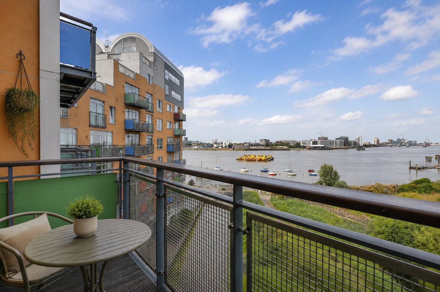 Flat John Harrison Way in Greater London