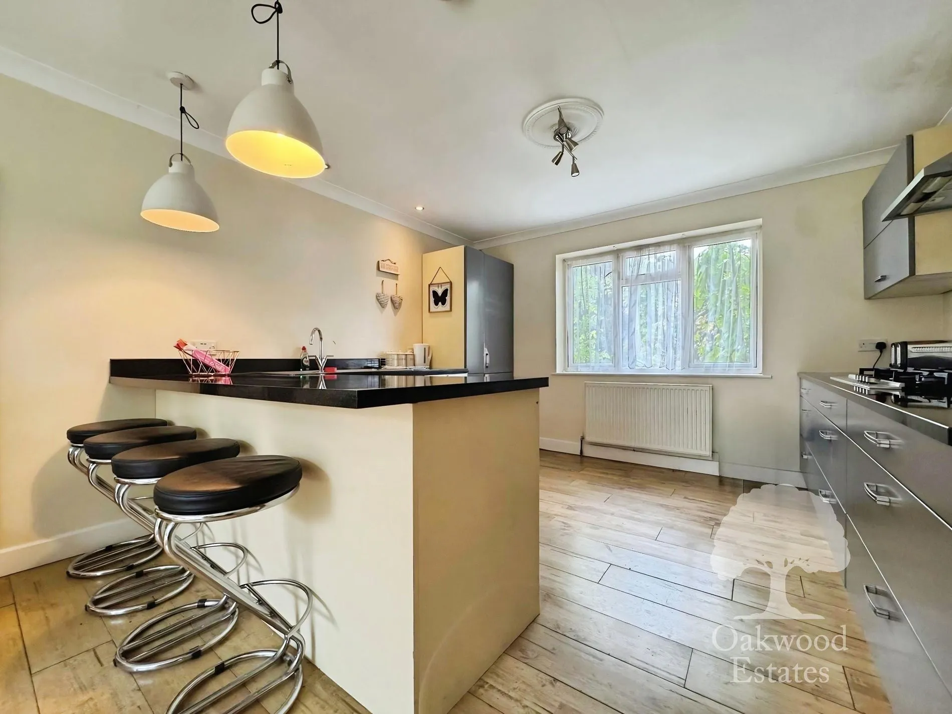House Blumfield Crescent in Slough