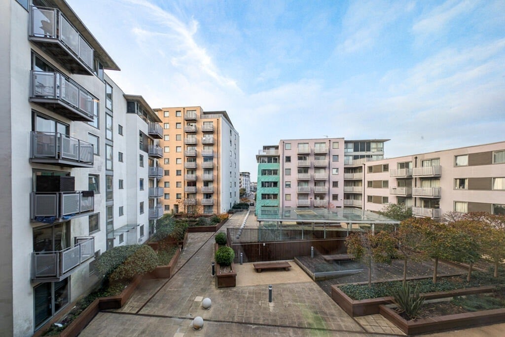 Flat Deals Gateway in Greater London