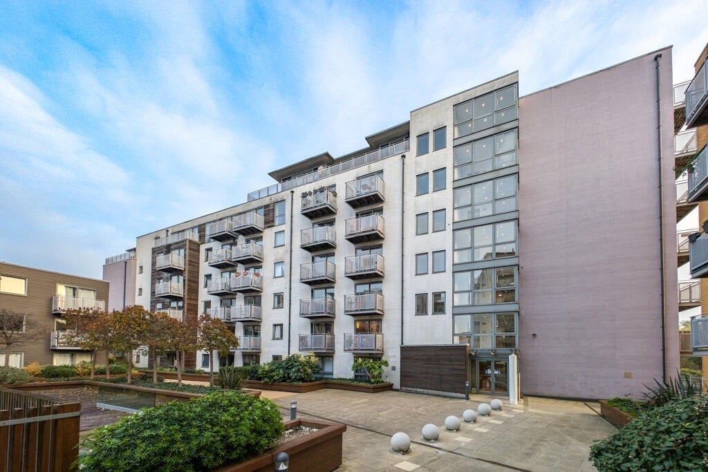Flat Deals Gateway in Greater London