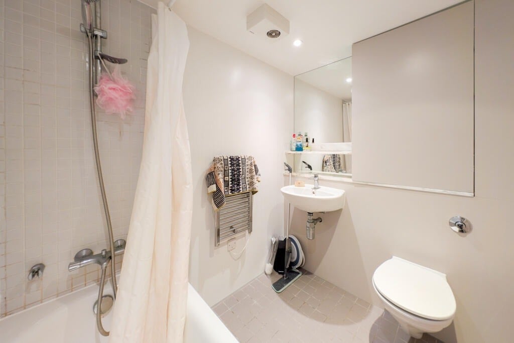 Flat Deals Gateway in Greater London