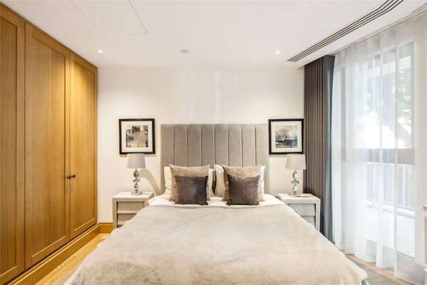 Flat John Islip Street in City of Westminster