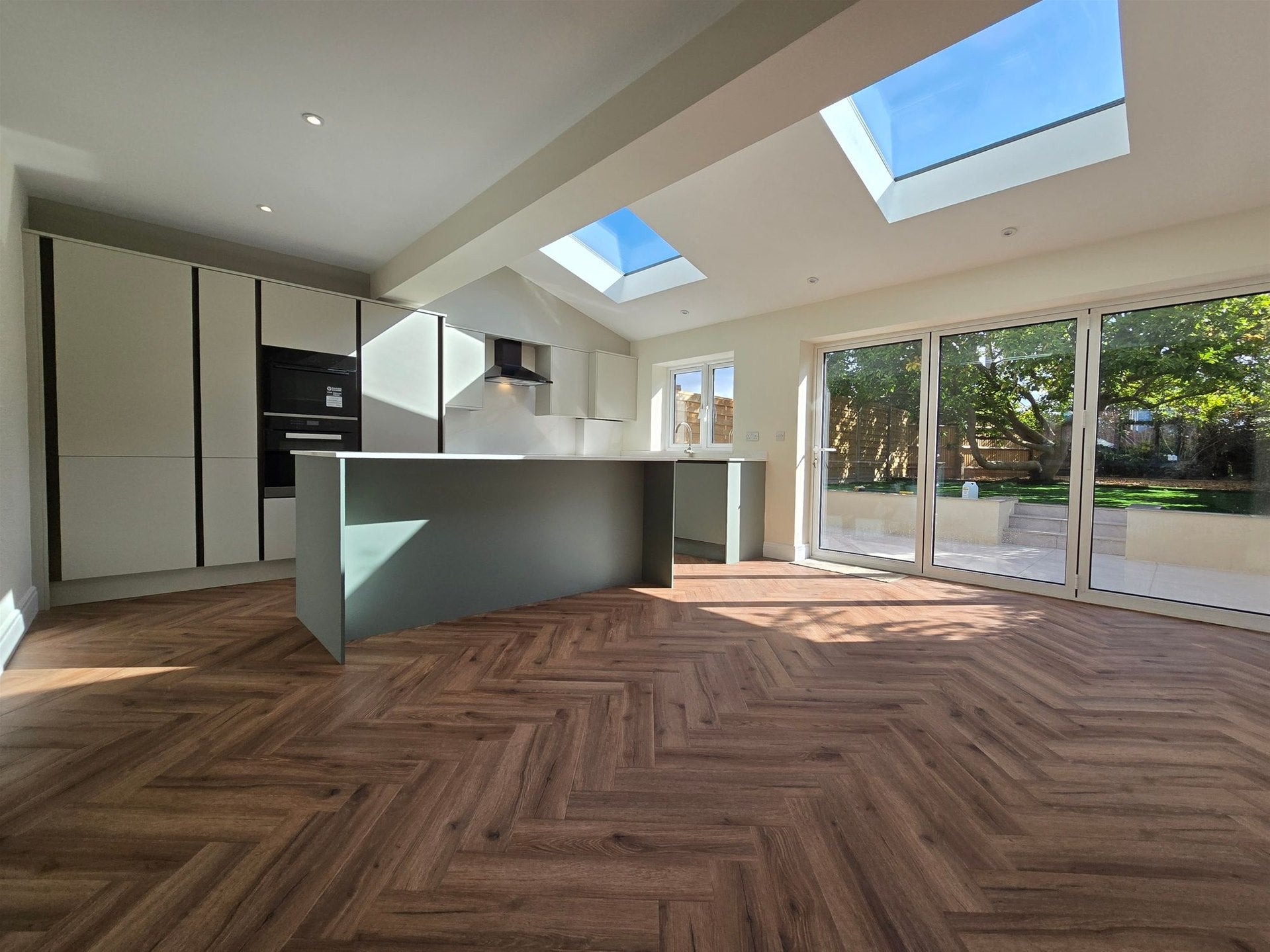 House Harefield Road in Greater London