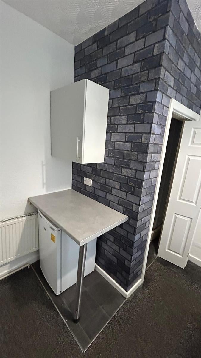 Room Wykeham Street in Liverpool