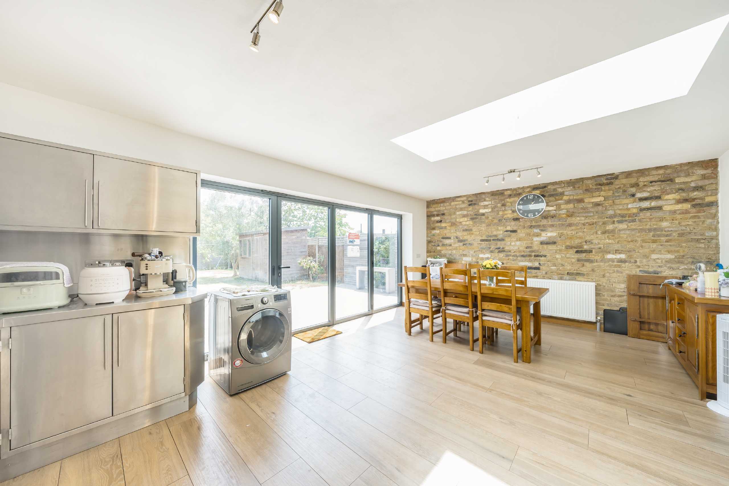 House Haynt Walk in Greater London