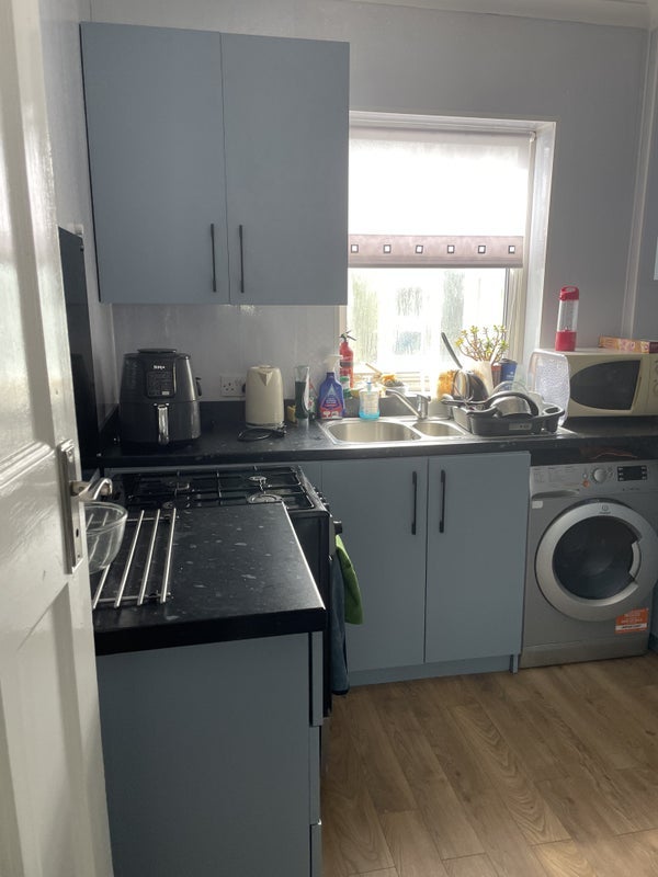 Room Thaxted Road in Greater London
