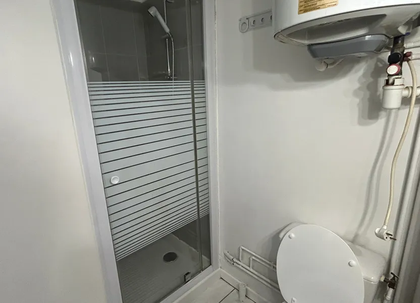 Chambre Rue des Frères Robert et Gérard Darbins à Mont-de-Marsan