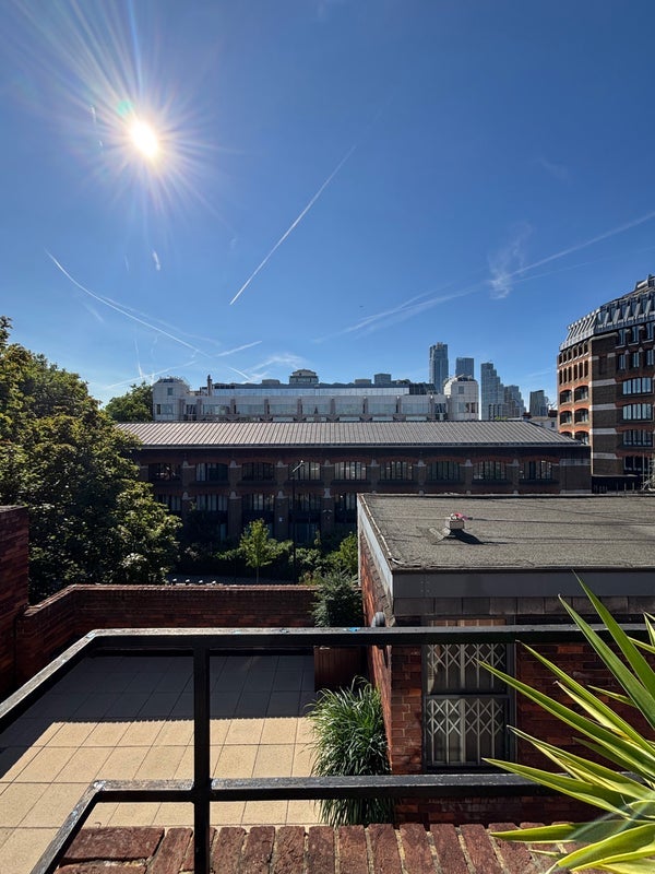 Flat Rampayne Street in City of Westminster