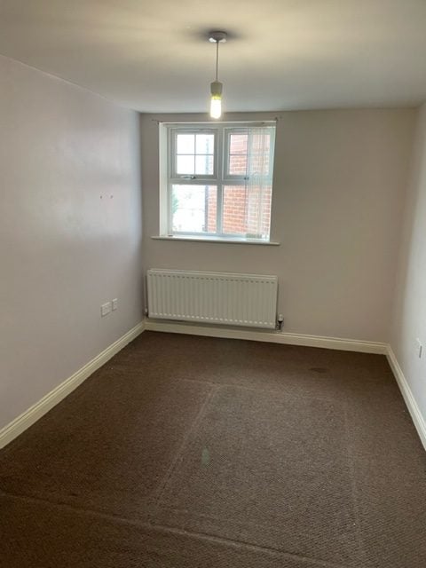Flat Coniston Court in Blyth