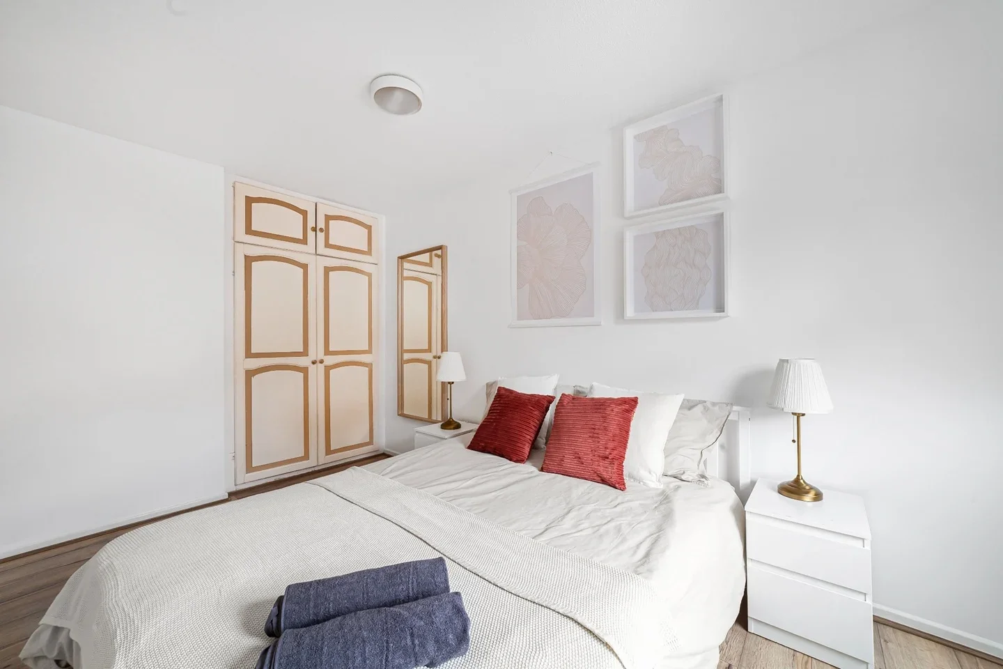 House Rochemont Walk in Greater London