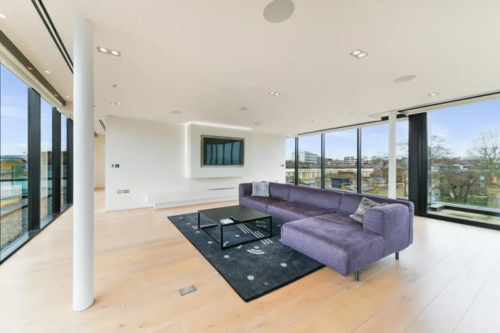 Flat Bayham Street in Greater London