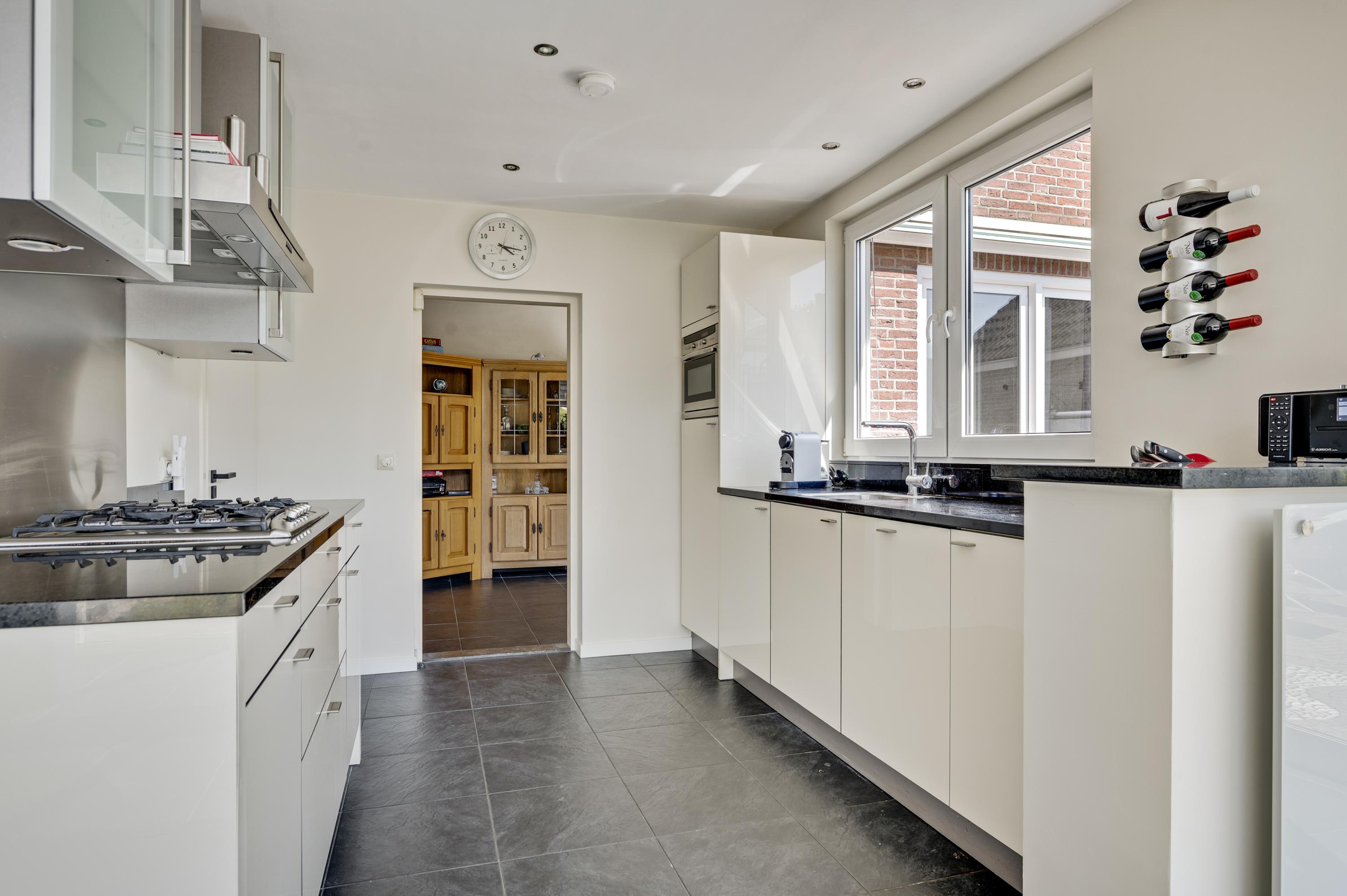 Vrijstaande woning te koop: Park 2, Heythuysen