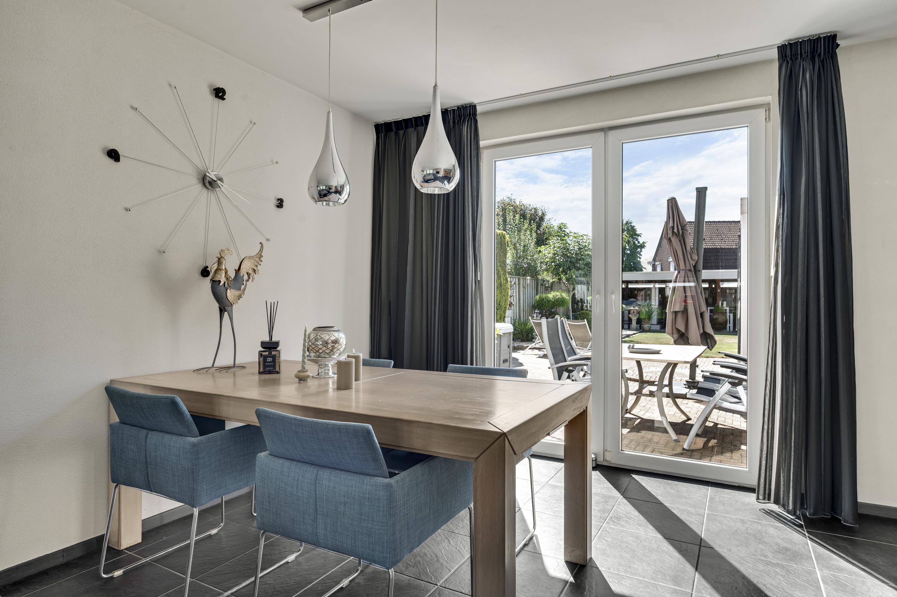 Vrijstaande woning te koop: Park 2, Heythuysen