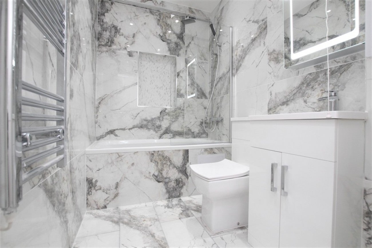Flat Cricklefield Place in Greater London