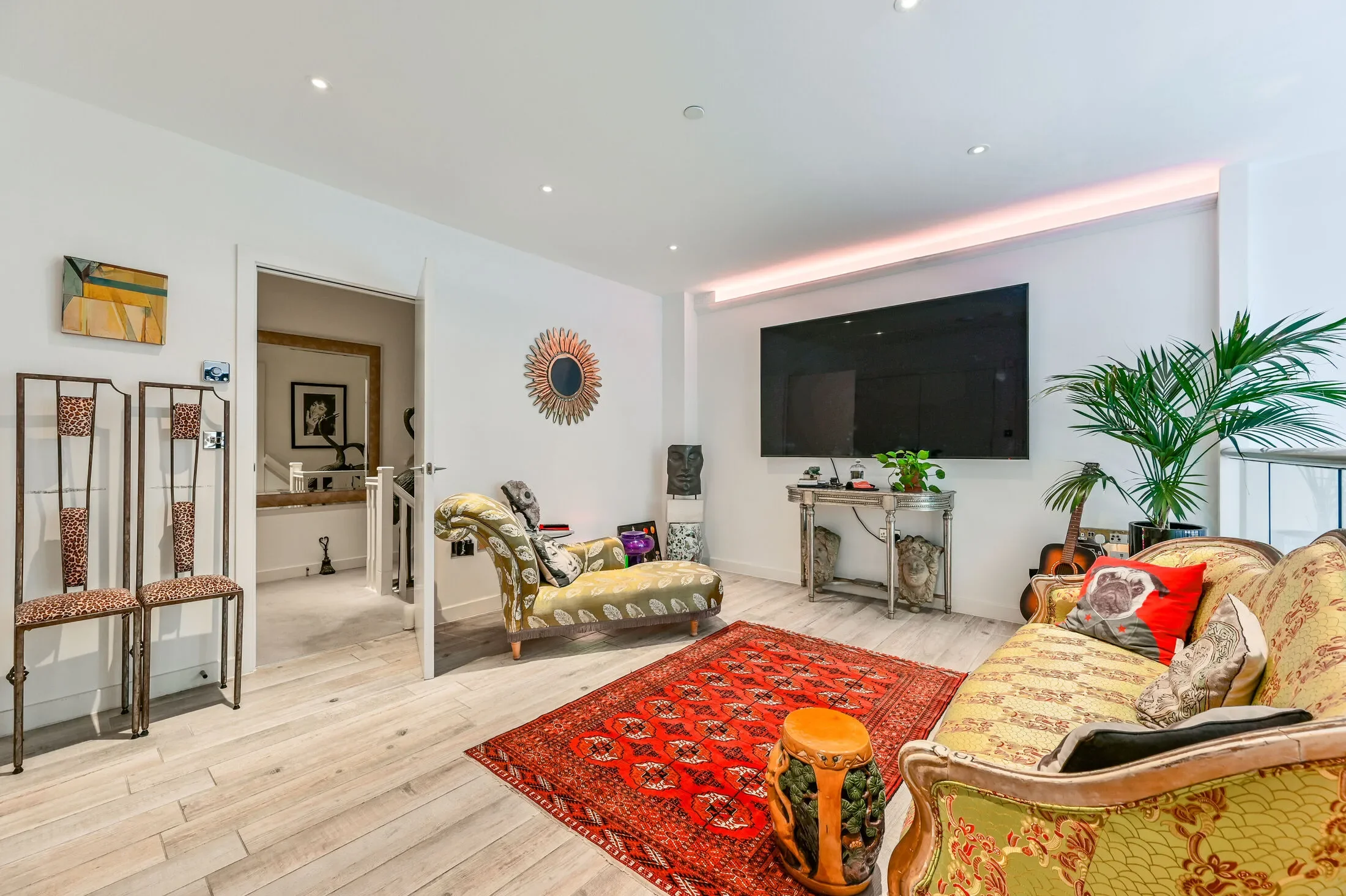House Camden Mews in Greater London