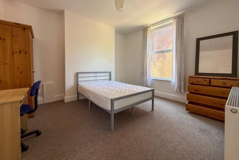 Room Brighton Grove in Manchester
