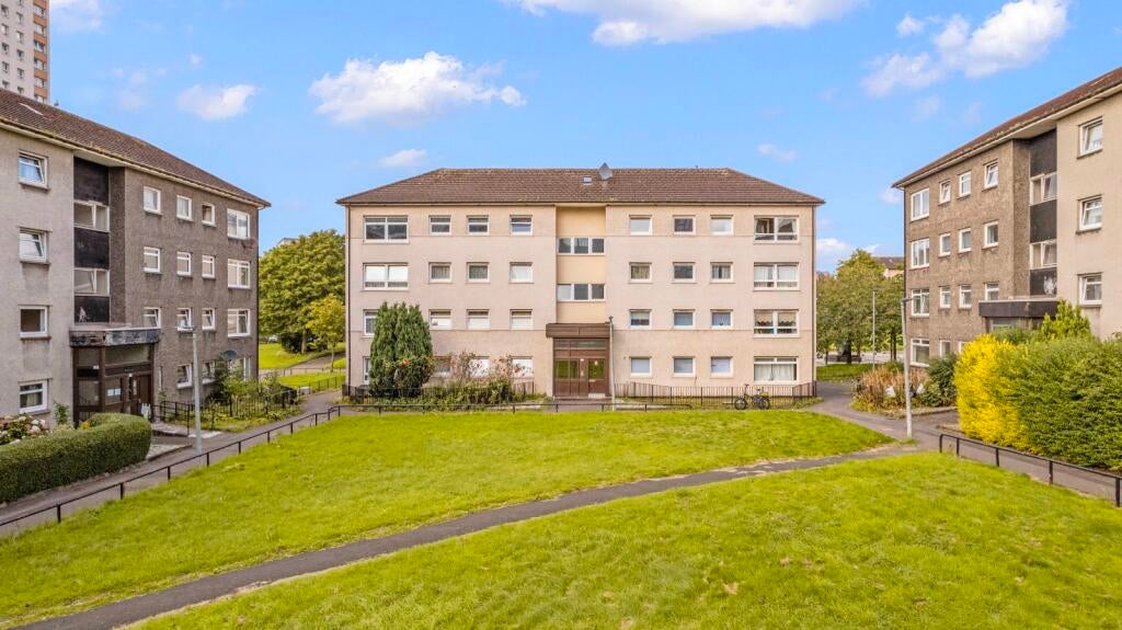 Flat St Mungo Avenue in Glasgow