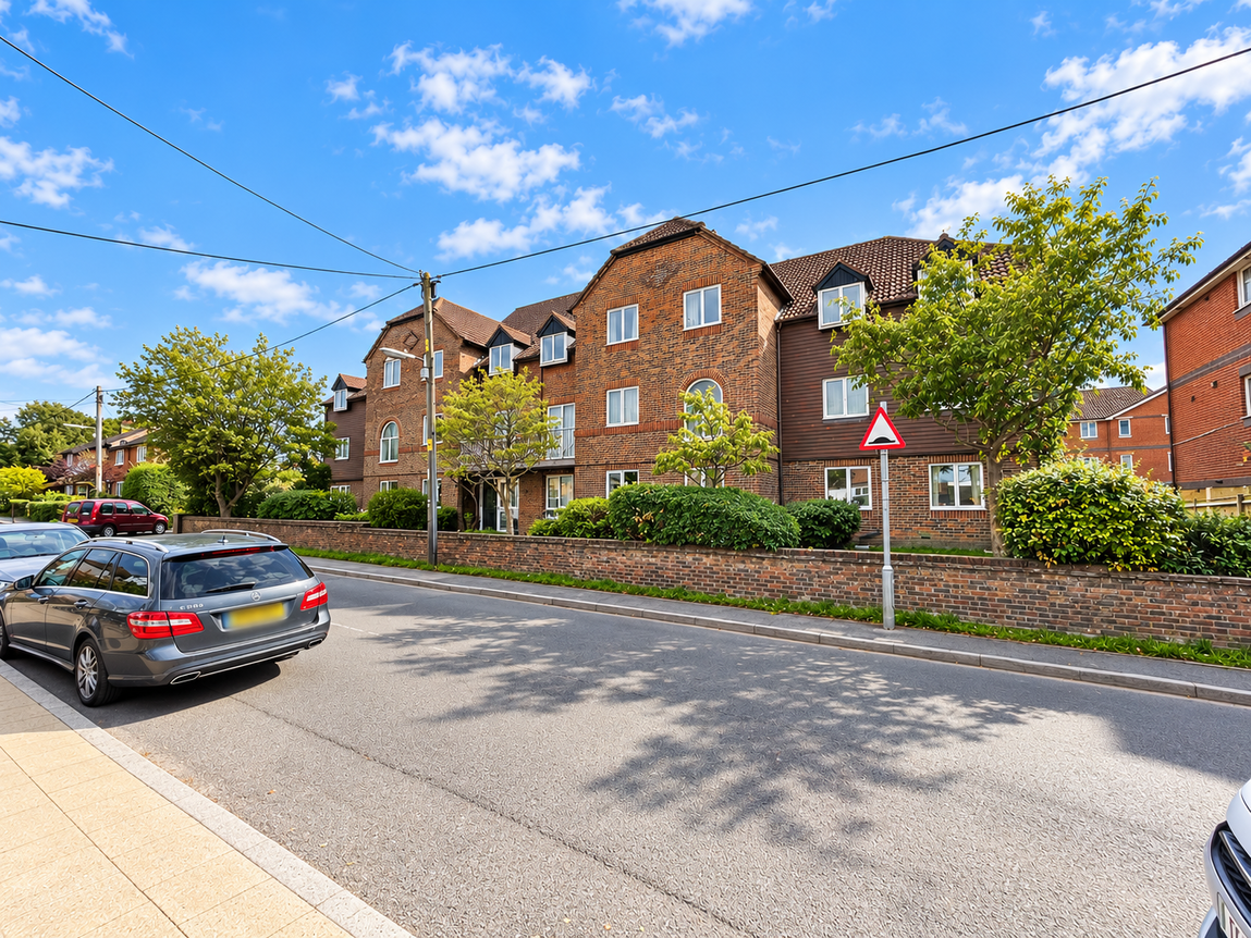 Flat Fair Oak Road in Eastleigh