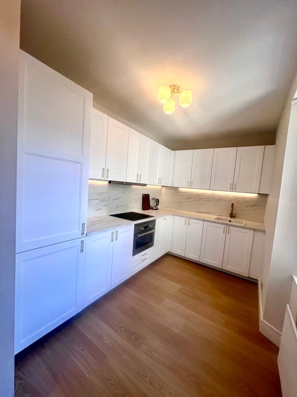 Flat Pleasance in City of Edinburgh