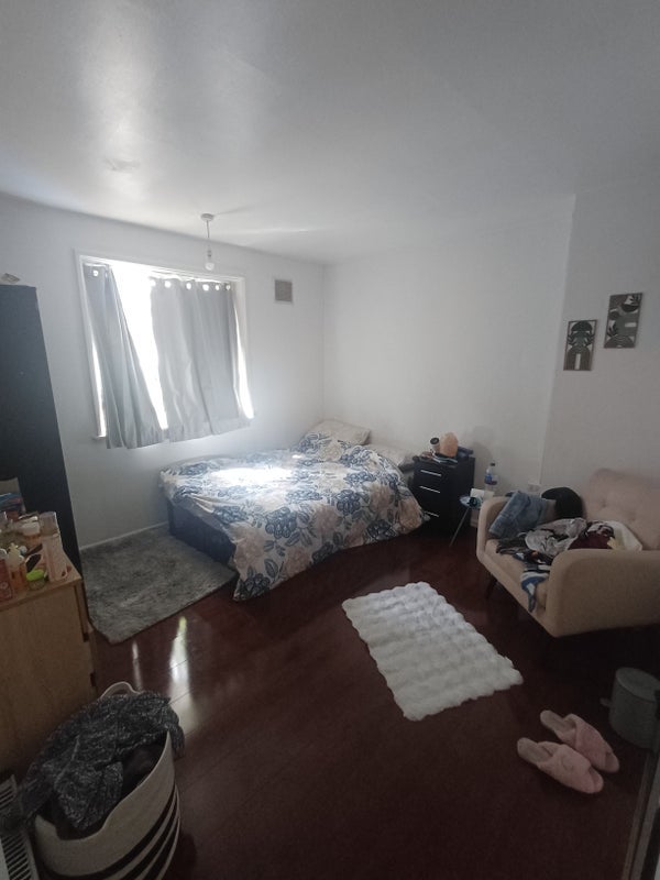 Room Elfwine Road in Greater London
