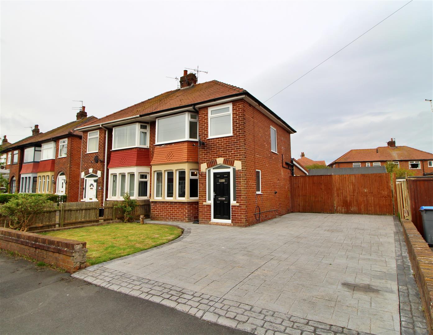 House Crawford Avenue in Bispham