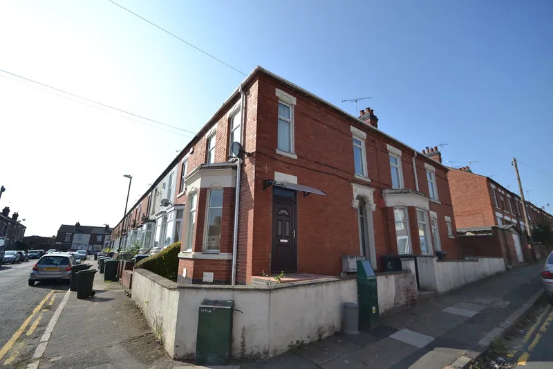 Flat Gloucester Street in Coventry