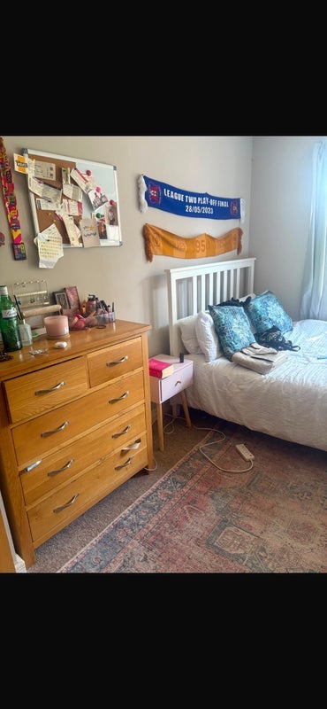 Room Stockwell Road in Greater London