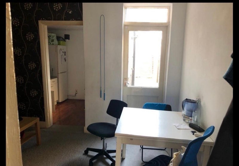 Room Exning Road in Greater London