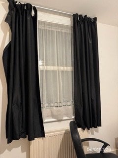 Room Exning Road in Greater London