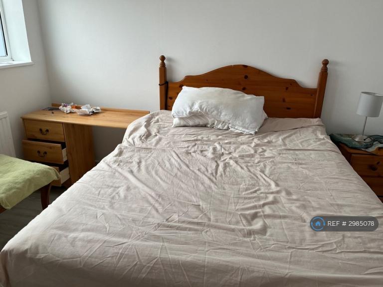 Room Guardswell Place in Seaford