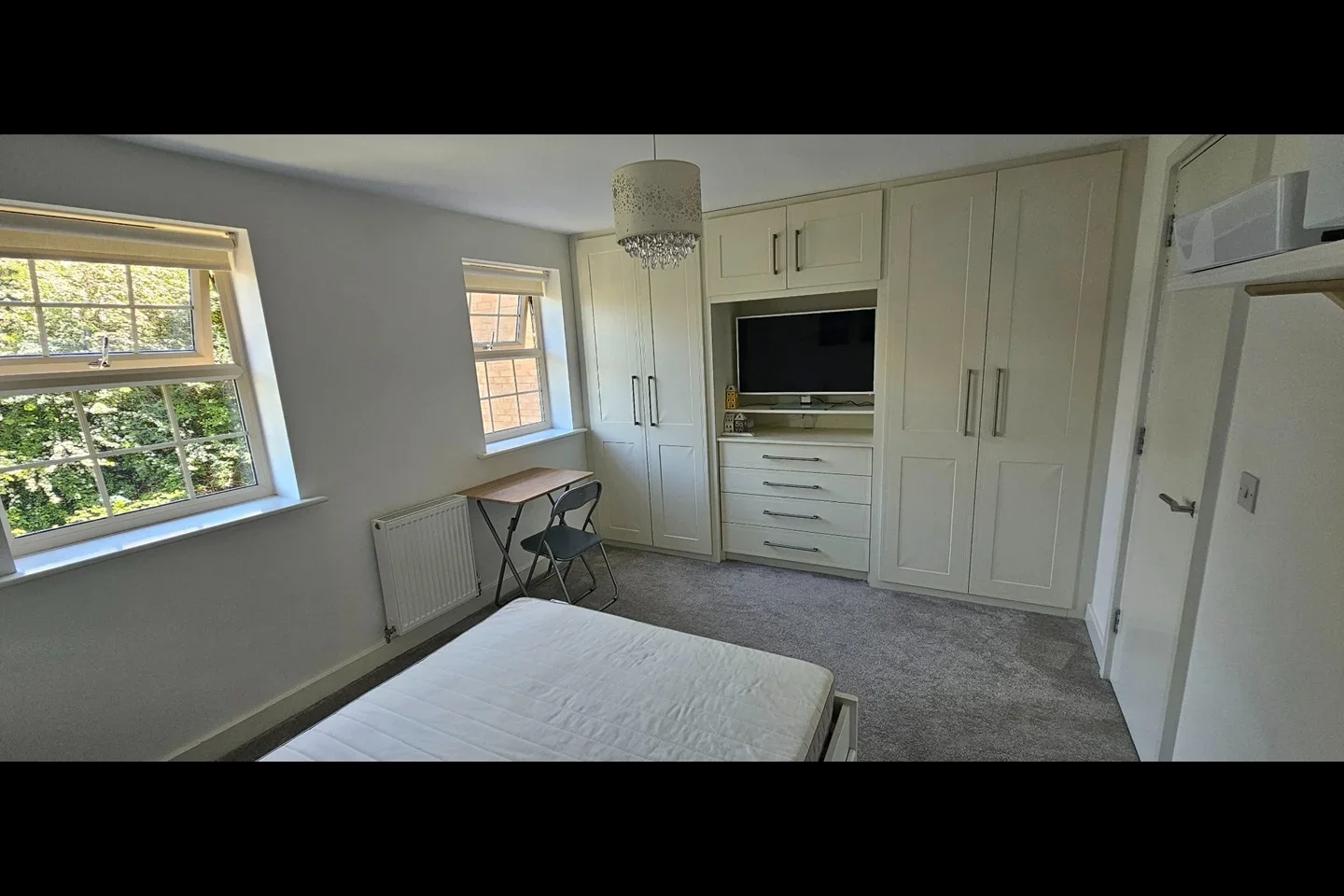 Room North Road in Hull