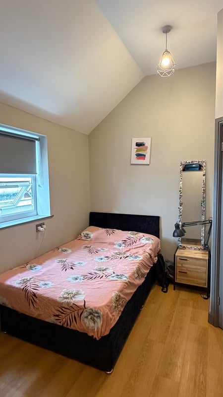 Room Borough Road in Middlesbrough