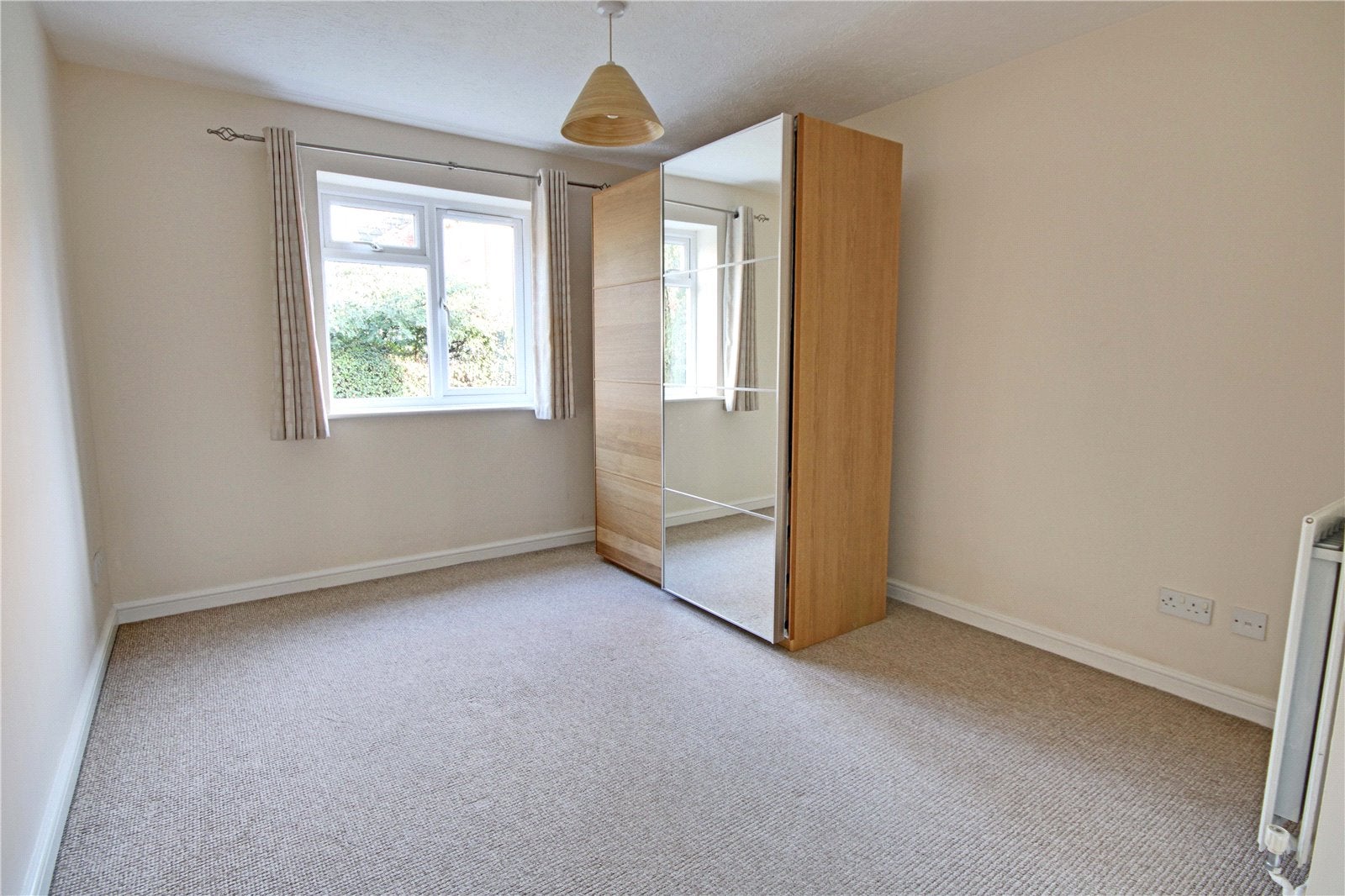 Flat Mill Mead in Staines-Upon-Thames