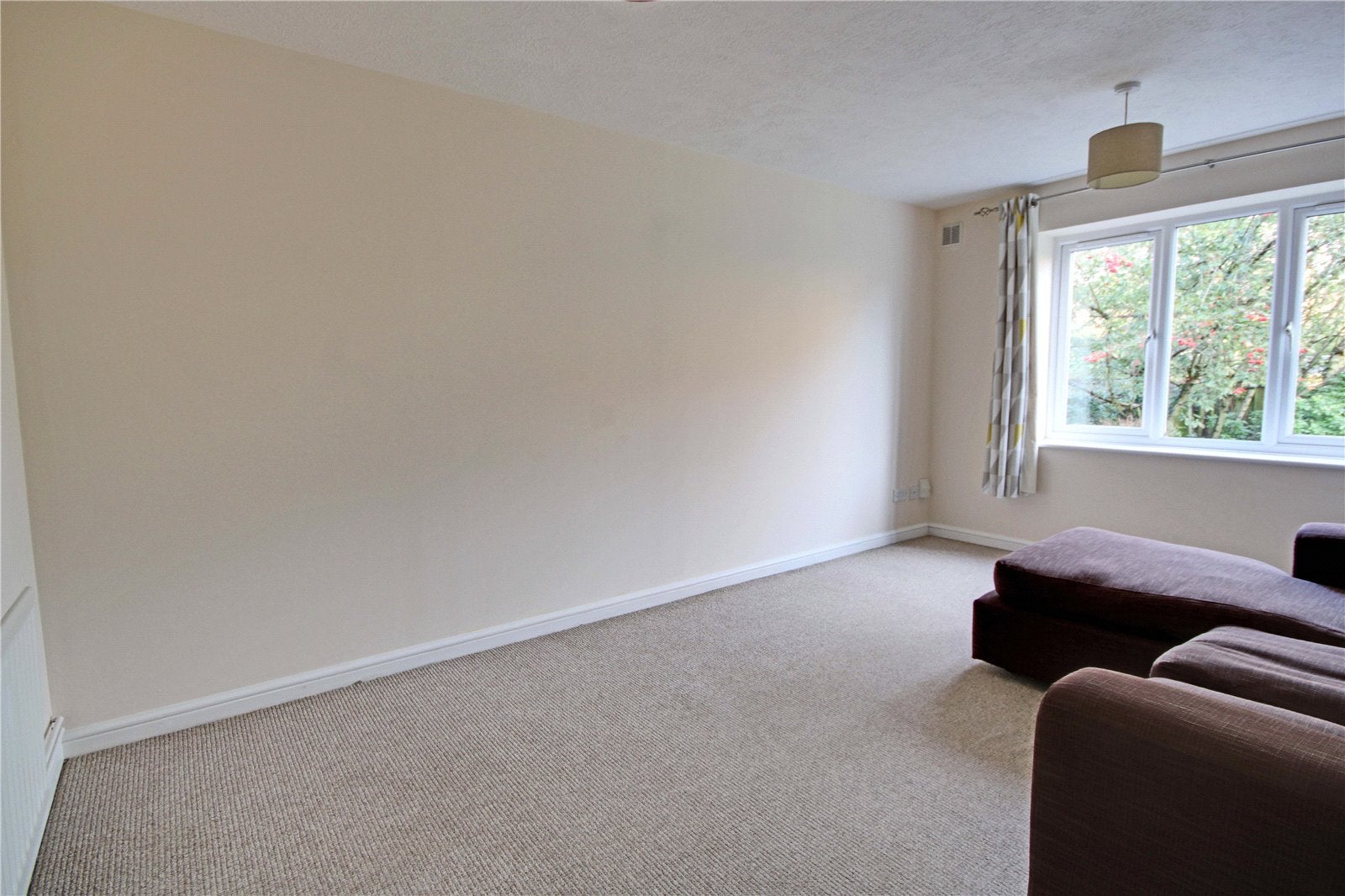 Flat Mill Mead in Staines-Upon-Thames
